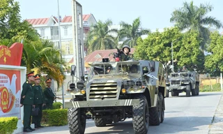 Thượng tướng Lê Quang Minh kiểm tra công tác sẵn sàng chiến đấu bảo vệ Đại hội Đảng 