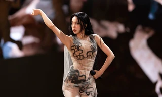 Nữ ca sĩ bị yêu cầu dừng concert 