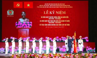 Công an nhân dân ‘Kỷ luật nhất - Trung thành nhất - Gần dân nhất'