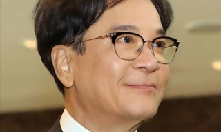 Diễn biến vụ chủ tịch tập đoàn tổ chức tiệc 'tuyển phi' có nhiều nghệ sĩ, người mẫu