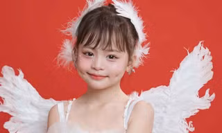 Bé gái vượt qua hàng trăm người hát cùng Mỹ Tâm tại Quảng trường Ba Đình sáng 2/9 là ai?