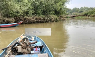 Tìm thấy thi thể bé gái trôi trên sông Đồng Nai sau khi nhảy cầu Hóa An