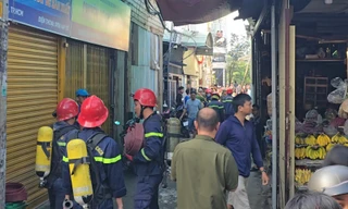 Cháy nhà, 1 người tử vong nghi dùng xăng tự thiêu ở TPHCM 