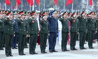 Phụ nữ Quân đội quyết tâm xứng đáng 10 chữ vàng do Quân ủy Trung ương trao tặng