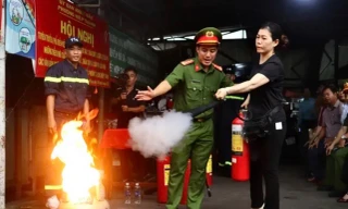 Liên tiếp cháy lớn cận Tết, Công an TPHCM cảnh báo 'nóng'