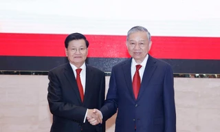 Tổng Bí thư Tô Lâm thông báo kết quả Đại hội XIV của Đảng Cộng sản Việt Nam tại Lào