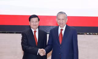 Tổng Bí thư Tô Lâm thông báo kết quả Đại hội XIV của Đảng Cộng sản Việt Nam tại Lào