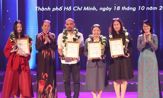 'Ván bài lật ngửa', 'Cánh đồng hoang', 'Biệt động Sài Gòn' được vinh danh