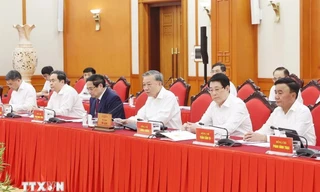 Bộ Chính trị cơ bản tán thành Phương án nhân sự cán bộ quân đội tham gia Trung ương khoá XIV