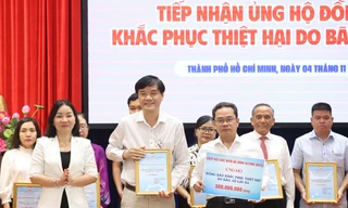 TPHCM ủng hộ TP Huế, Đà Nẵng, Quảng Ngãi 40 tỷ đồng 