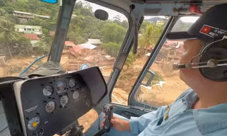 Hình ảnh vùng lũ Nghệ An nhìn từ trực thăng bay cứu hộ khẩn cấp