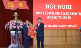 Thượng tướng Lê Đức Thái giữ chức Bí thư Tỉnh ủy Thanh Hóa