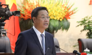 Ông Lê Ngọc Quang, Bí thư Thành ủy Đà Nẵng phát biểu tại kỳ họp.