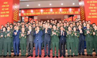 Tổng Bí thư Tô Lâm dự, chỉ đạo Đại hội đại biểu Đảng bộ Quân đội lần thứ XII