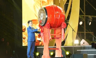 Khởi trống khai hội Côn Sơn - Kiếp Bạc