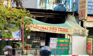 Nhân chứng bàng hoàng kể lại vụ cháy quán chay khiến hai mẹ con tử vong