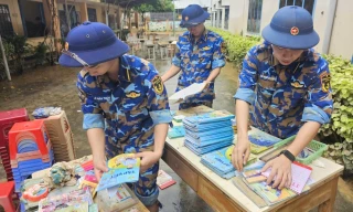 Các đơn vị Hải quân giúp đồng bào miền Trung tái thiết cuộc sống