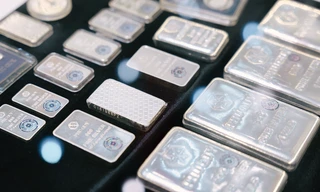 Nhiều cửa hàng luôn trong tình trạng “hết hàng” với sản phẩm bạc thỏi