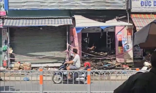 Cháy tiệm tạp hóa ở TPHCM
