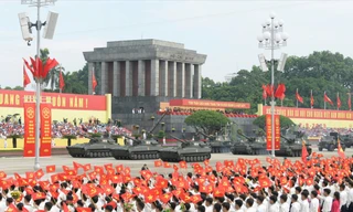 Lực lượng vũ trang Việt Nam và Quân đội các nước tổng duyệt diễu binh 