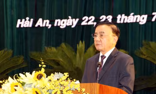 Thường trực Ban Bí thư Trần Cẩm Tú dự đại hội Đảng bộ phường điểm ở Hải Phòng