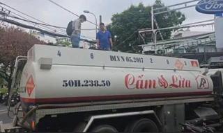 Vụ lùm xùm xăng giả: Hé lộ hóa chất pha trộn 'phá xe'