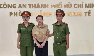 Khởi tố, bắt tạm giam ‘Ngân 98’ vì sản xuất, buôn bán hàng giả