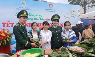 Nữ nhà văn áo lính tài năng và những việc làm nhân ái