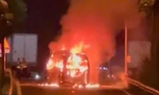 Xe đầu kéo đỗ sai quy định trong vụ tai nạn thảm khốc trên cao tốc TPHCM - Long Thành - Dầu Giây 