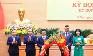Hà Nội có thêm 2 Phó Chủ tịch UBND thành phố 