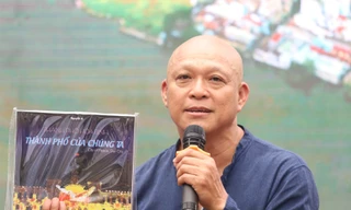 Người lái trực thăng chở nhiếp ảnh gia Nguyễn Á ghi lại toàn cảnh TPHCM nhìn từ trên cao