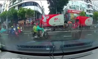 Triệu tập đối tượng đập kính, tấn công tài xế xe tải ở TPHCM