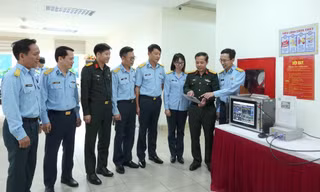 Công trình nghiên cứu về Su-30MK2 và tên lửa thi sáng tạo trẻ cấp toàn quân