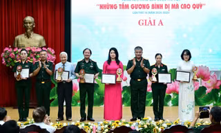 Lan tỏa những tấm gương bình dị mà cao quý trong và ngoài Quân đội