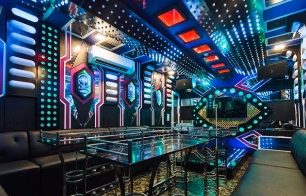 Hà Nội: Cấm hoạt động karaoke và cafe giải trí “hát cho nhau nghe” không phép