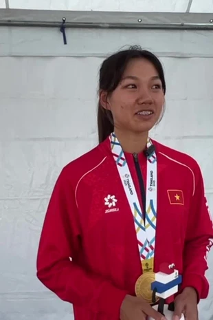 Tay chèo 19 tuổi Hồ Thị Duy vượt áp lực, giành HCV ngay lần đầu dự SEA Games