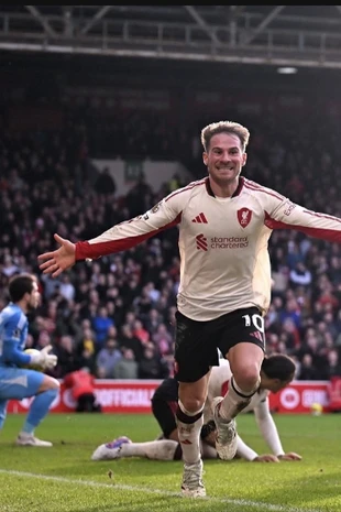 HIGHLIGHTS Nottingham 0-1 Liverpool: Thoát hiểm ngoạn mục