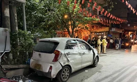 Hà Nội: Ô tô tải đâm liên hoàn nhiều phương tiện rồi bỏ trốn