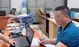 Hà Nội: Khởi tố tài xế ô tô rút chìa khoá xe khách trên đường Vành đai 3