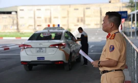 Hé lộ một phần nguyên nhân thiếu thí sinh đăng ký sát hạch lái xe ở Hà Nội 