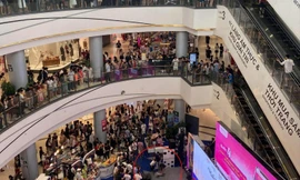  Người đàn ông rơi từ tầng cao siêu thị AEON MALL Long Biên ở Hà Nội