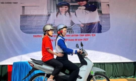 Gần 1.000 học sinh tham gia chương trình 'An toàn giao thông cho nụ cười ngày mai' do HEAD Tiến Cường tổ chức