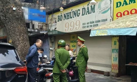 Hà Nội: UBND phường Hai Bà Trưng thông tin về vụ 'khách phản ánh có dòi trong thịt bò nhúng dấm'