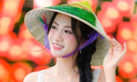 Hoa hậu Hà Trúc Linh mê mẩn vẻ đẹp ở Thung Nham của Ninh Bình