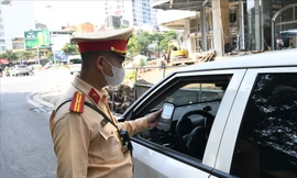 CSGT cả nước ra quân xử lý vi phạm nồng độ cồn: 2 tiếng rưỡi phát hiện gần 1.300 'ma men'