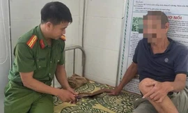 Công an hỗ trợ đưa người đàn ông đi lạc hơn 600 cây số về nhà an toàn