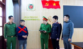 Gã 'cửu vạn' lừa đảo gần 200 triệu của nhiều cán bộ công an