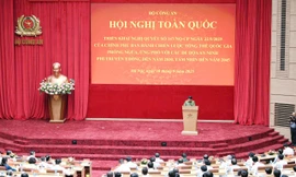 Toàn cảnh hội nghị.