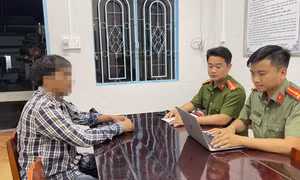 Xử phạt đối tượng xúc phạm công an xã