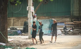 Phớt lờ chỉ đạo, các công trình vi phạm trong cụm công nghiệp làng nghề Tân Triều vẫn tấp nập thi công